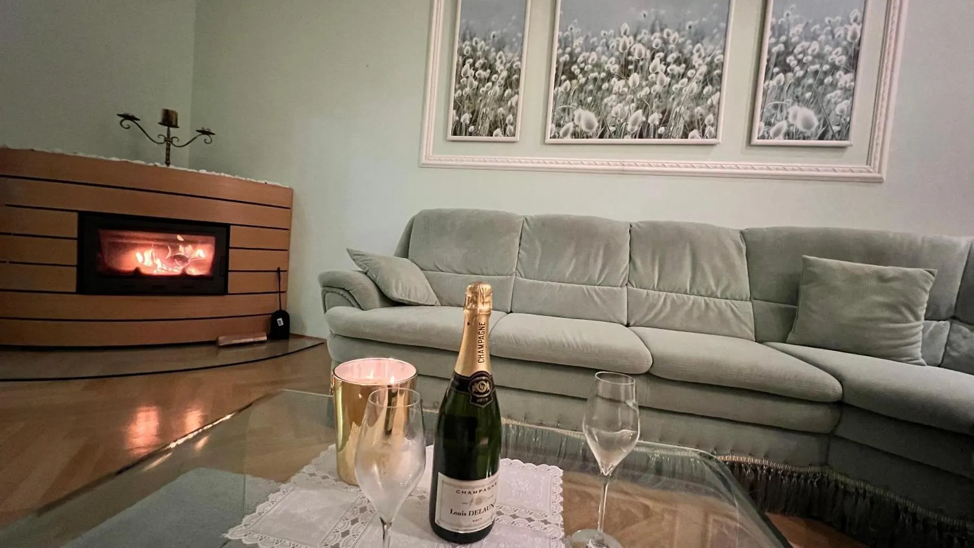 Sadova Luxury Apartment カルロヴィ・ヴァリ 0*,  チェコ